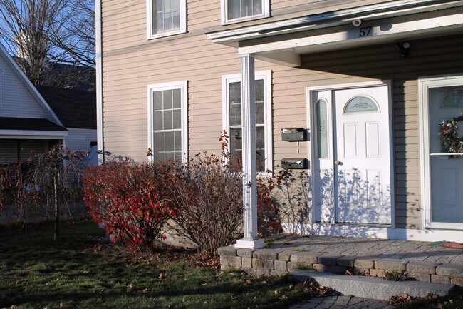 Building Photo - 57 S Mast St