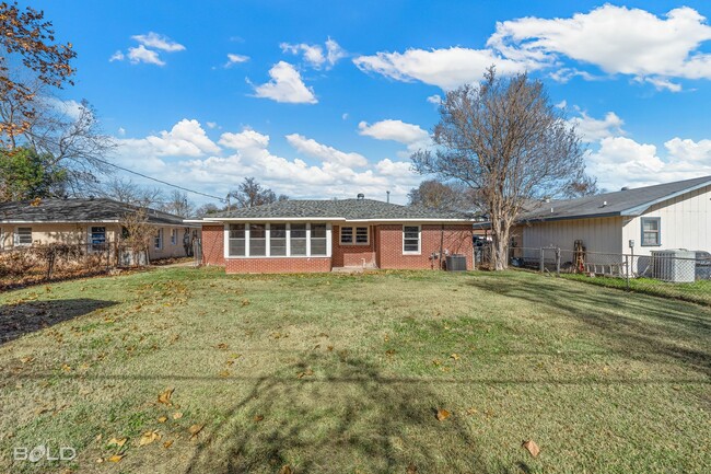 Foto del edificio - Remodeled in Bossier, close to BARKSDALE AIR FORCE BASE....