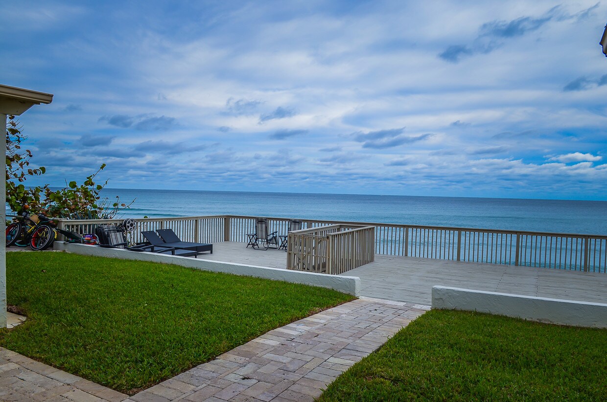 4513 S Ocean Blvd, Highland Beach, FL 33487 Condo for Rent in