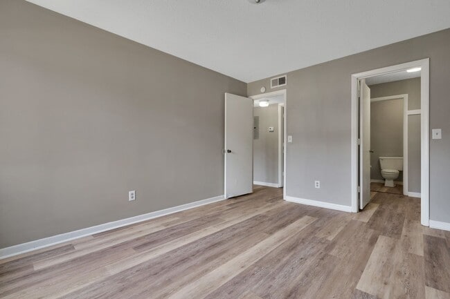 Interior Photo - River Woods Apartments