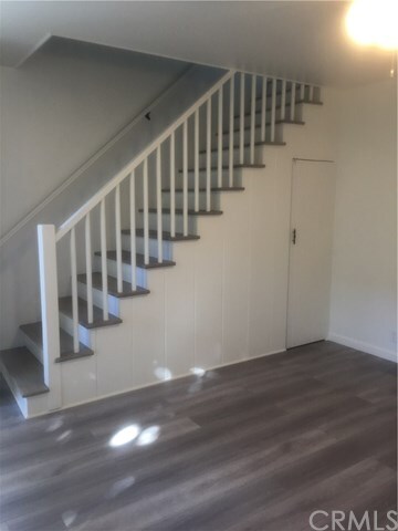 Building Photo - 217 Cypress Dr