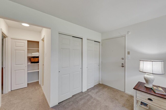 Foto del edificio - Blair Mill Village West Apartment Homes