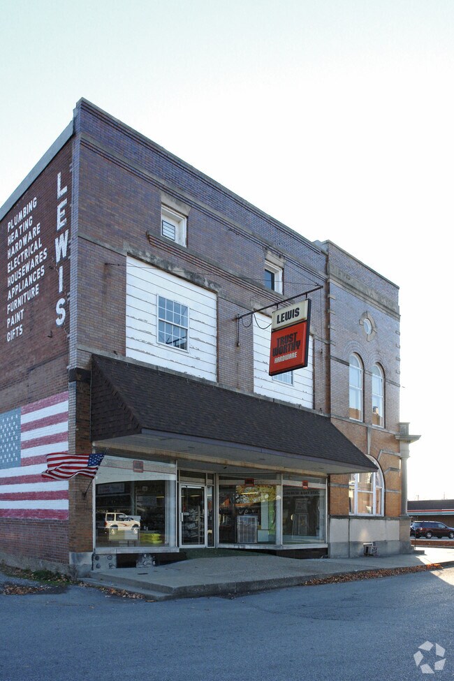 Building Photo - 100 McCreary St