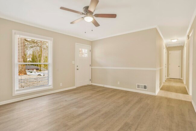 Building Photo - 4443 Colony East Dr