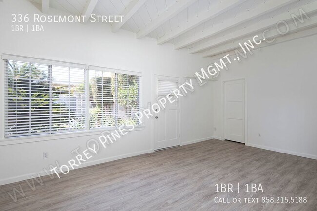 Foto del edificio - Charming Cottage Style Apartment, Half a B...