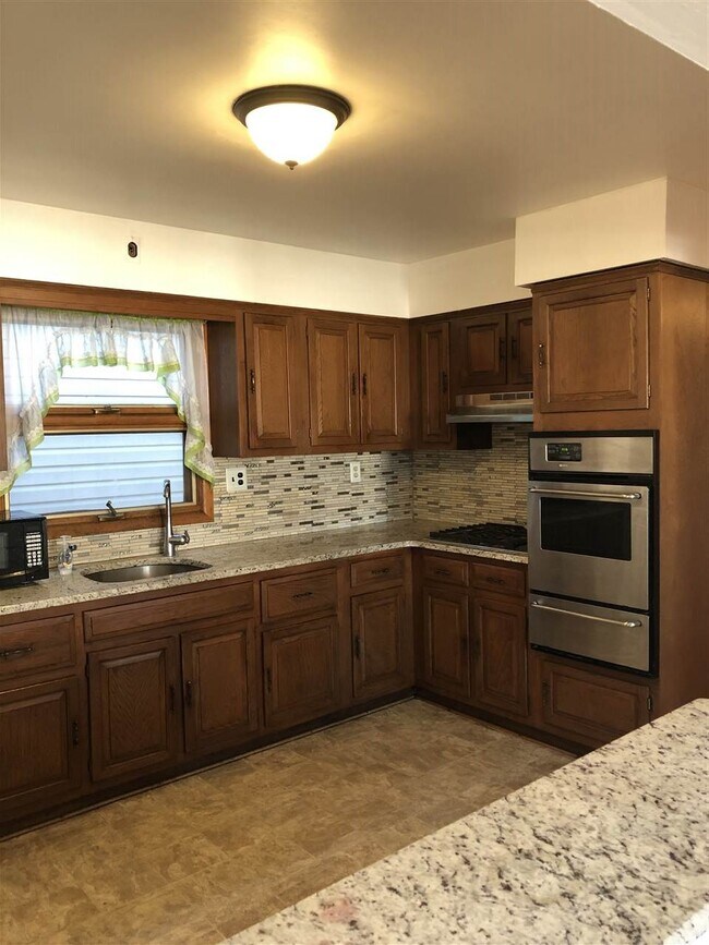 Foto del edificio - 109 John F. Kennedy Blvd