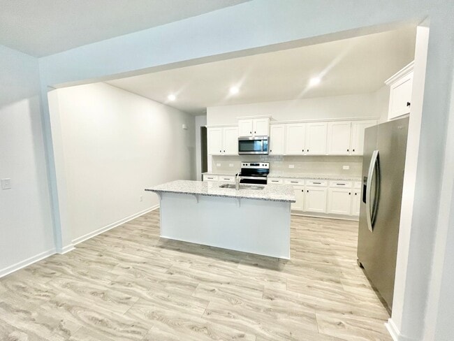 Building Photo - Start the New Year in a Brand New Home! 3 ...