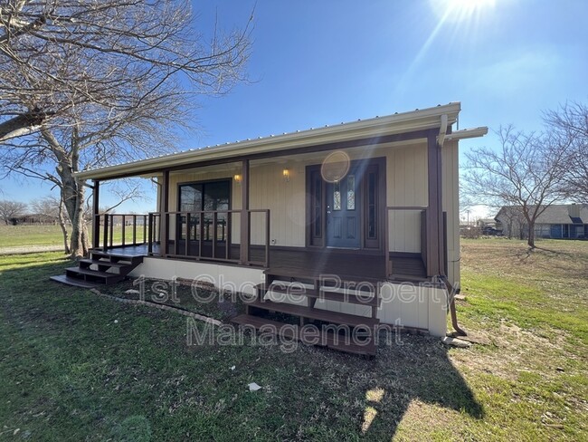 Building Photo - 193 Private Rd 4652