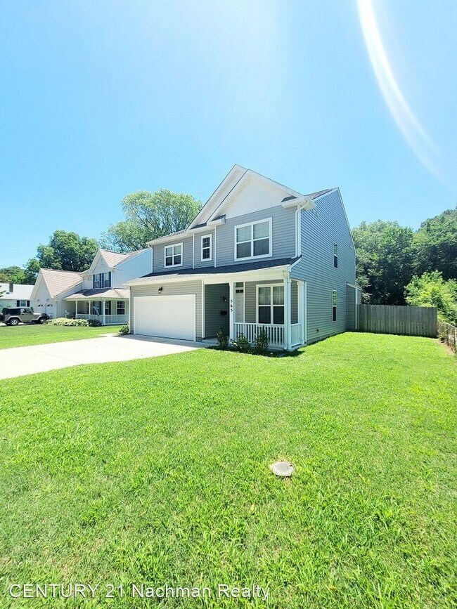 Building Photo - 4 br, 2.5 bath House - 565 Woodford Street