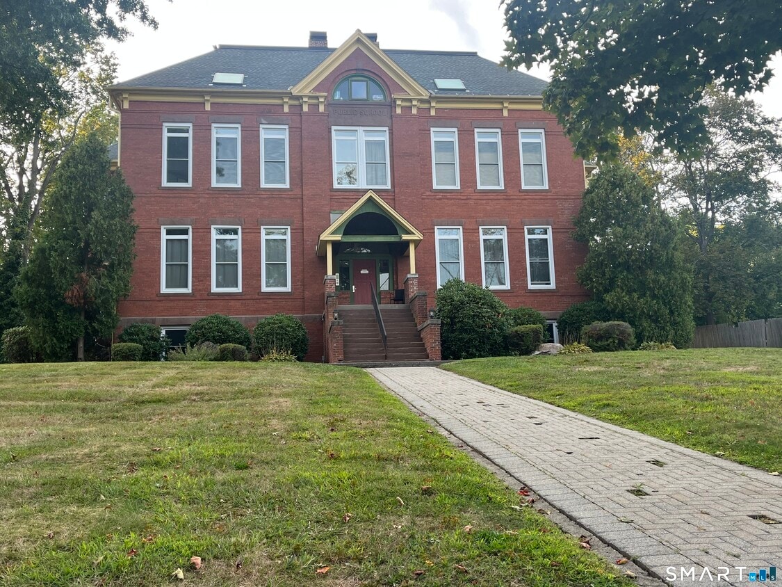 Building Photo - 58 Woodley Ct