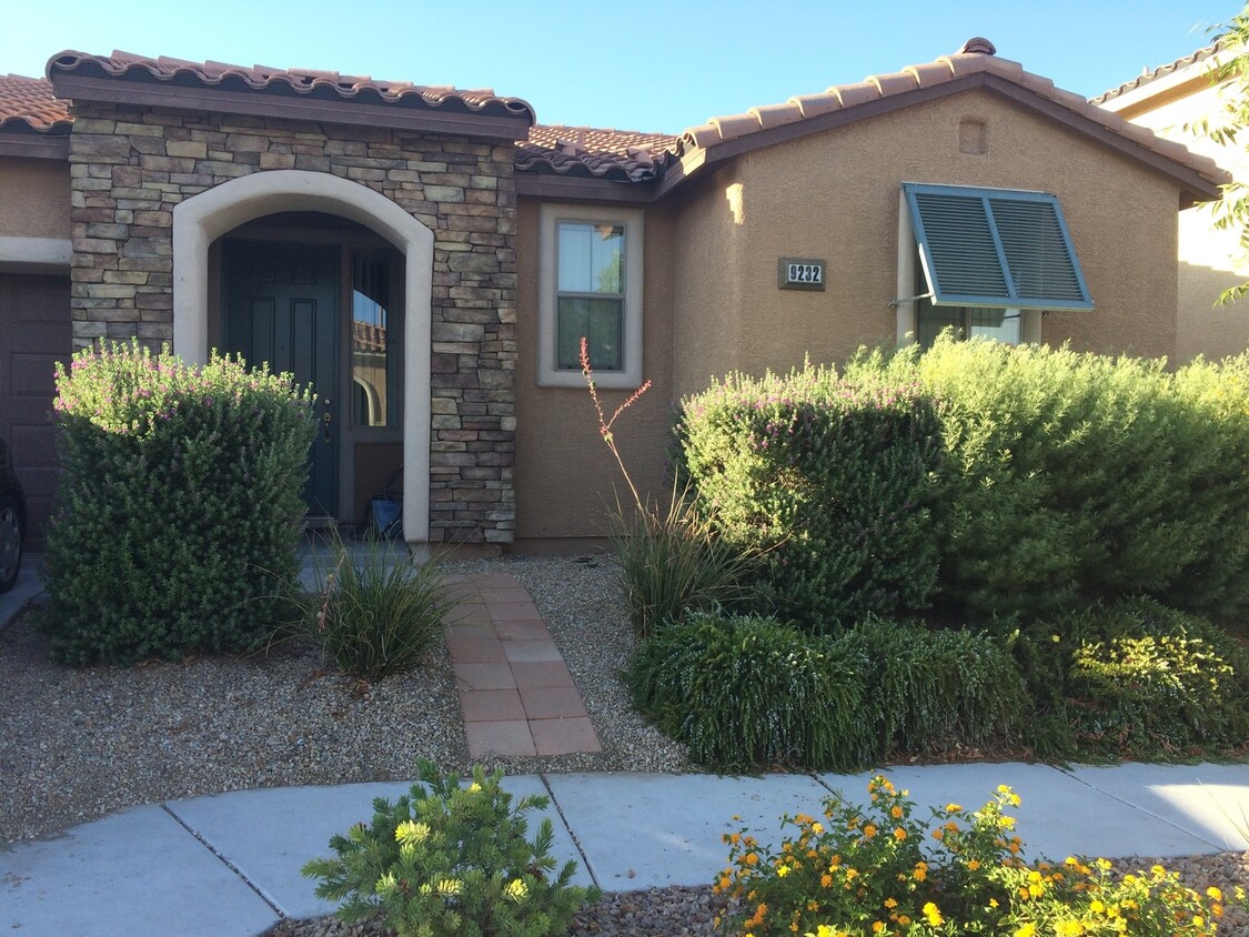 Foto principal - Beautiful location in Centennial Hills!