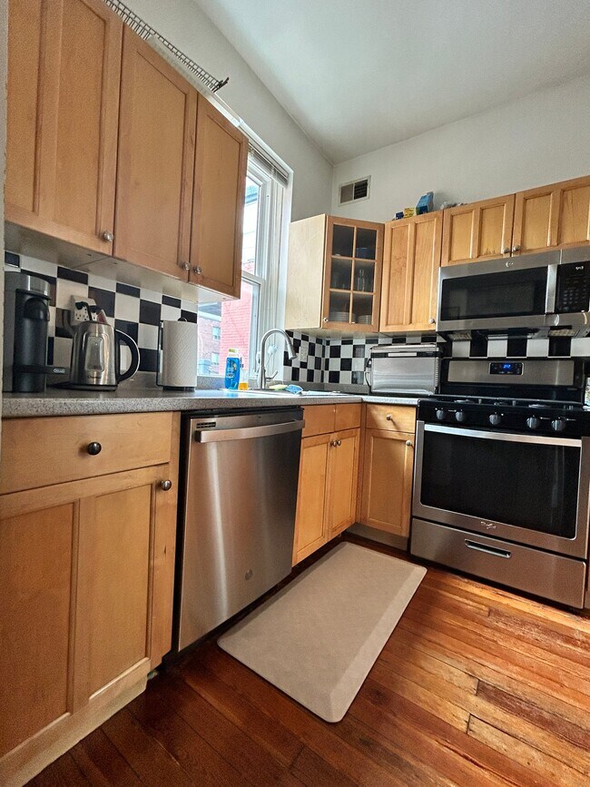 Foto del edificio - 710 7th St NE