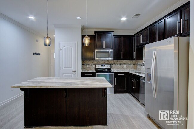 Foto del edificio - 221 S Lamplighter Ln