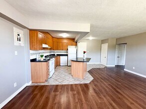 Building Photo - 1140 Ramsey View Ct