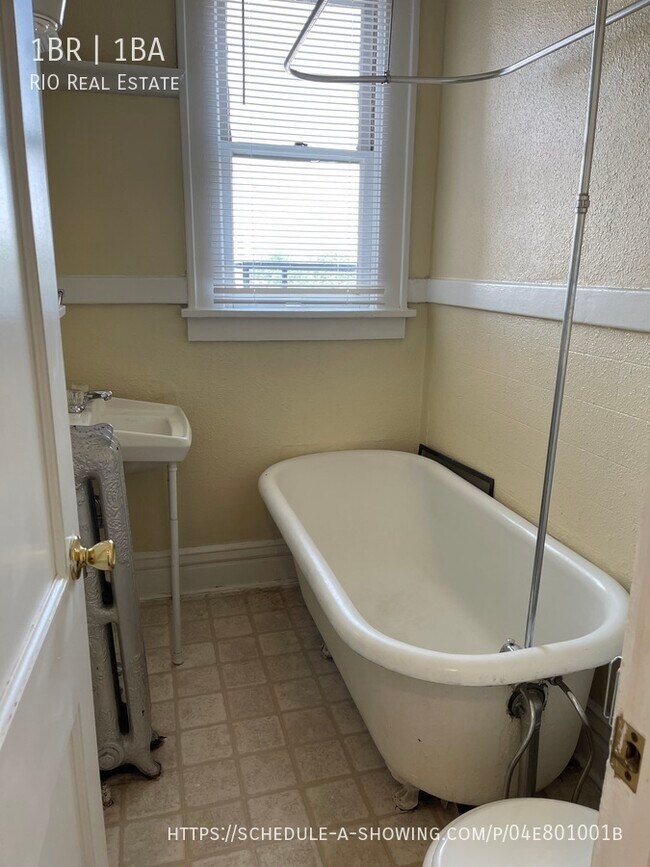 Foto del edificio - 1469 N Williams St