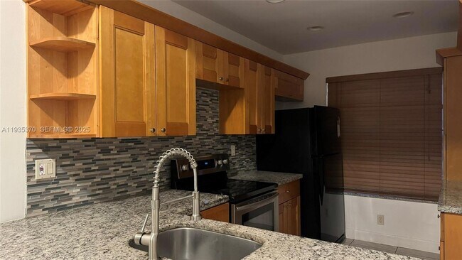 Foto del edificio - 9636 SW 147th Ct