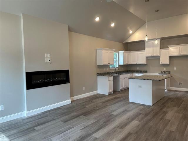 Building Photo - 1412 Morse St