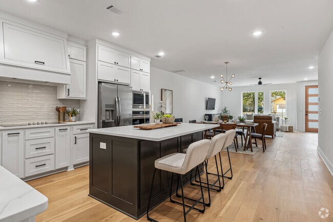 Building Photo - Townhomes at Scottsdale