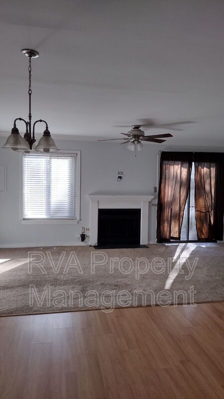 Foto del edificio - 1983 Airy Cir