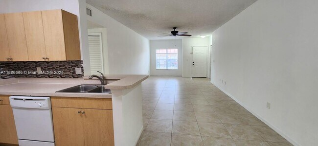 Foto del edificio - 10342 Fox Trail Rd S