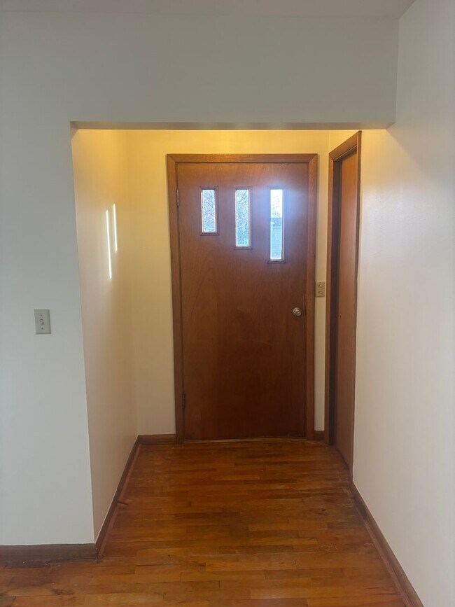 Foto del edificio - 2 bed 1 bath home for rent