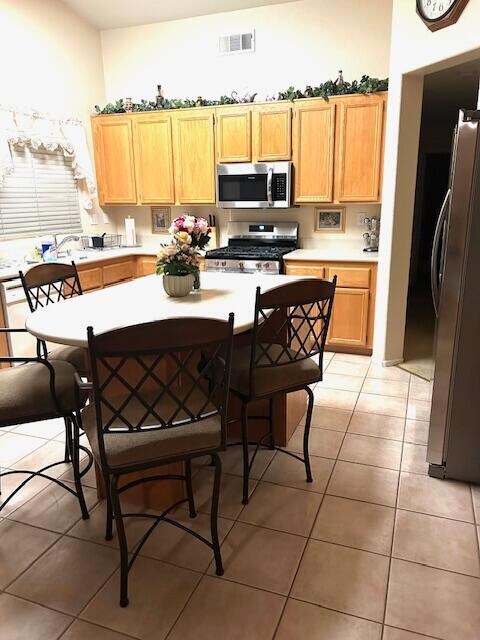 Foto del edificio - 37760 Driscoll St