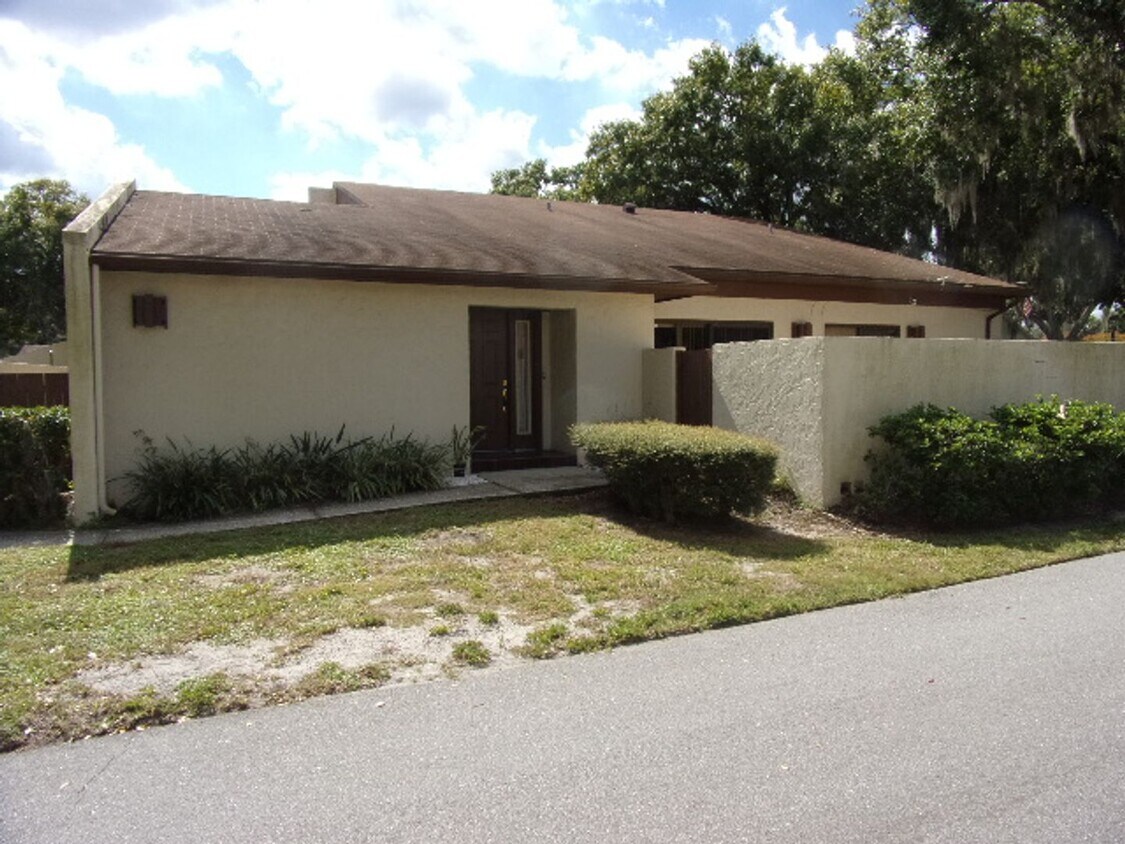 Primary Photo - Willow Point Estates Condo