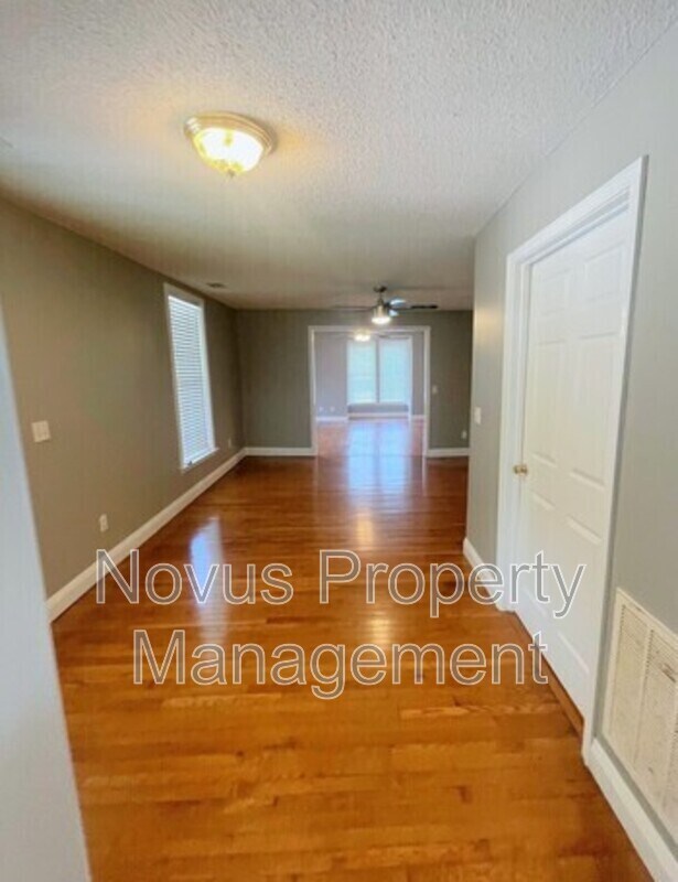 Foto del edificio - 102 Lipham St