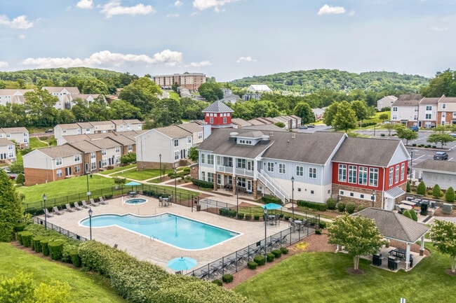 Foto del edificio - Squire Hill Apartments