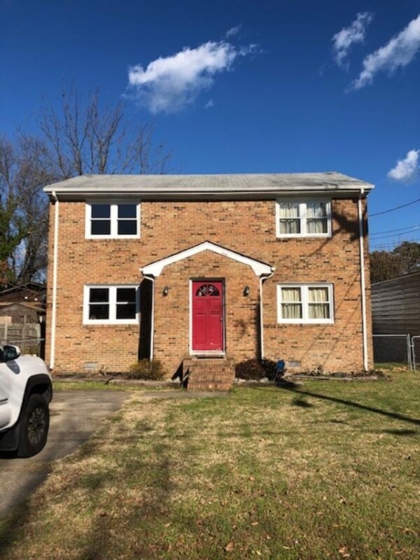 Primary Photo - 1114 Woronoca Ave