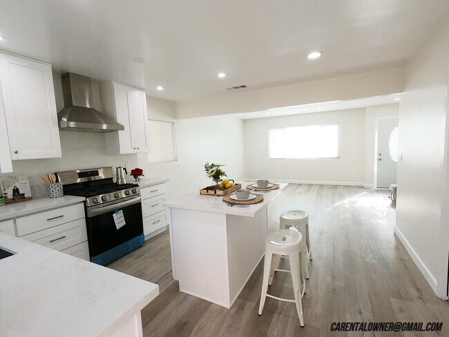 Building Photo - 2709 W Avenue 30