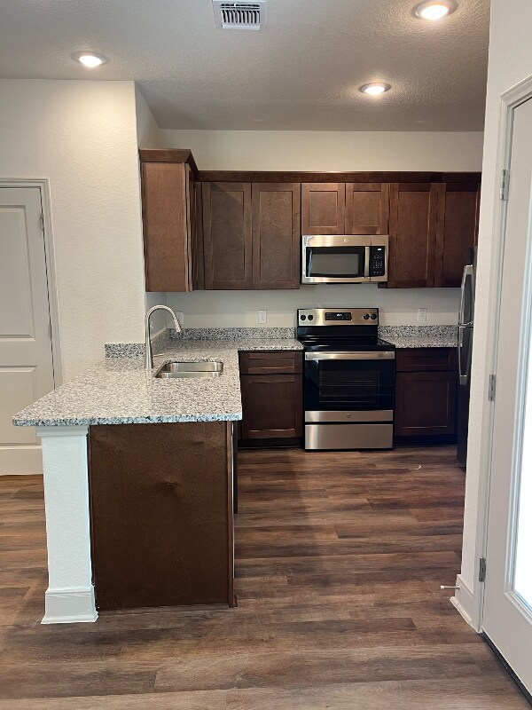 Foto del edificio - 13506 Tulipwood Nook