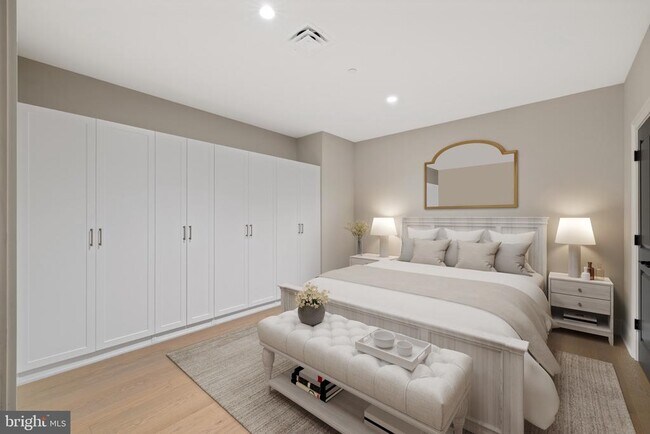 Building Photo - 200 S Broad St