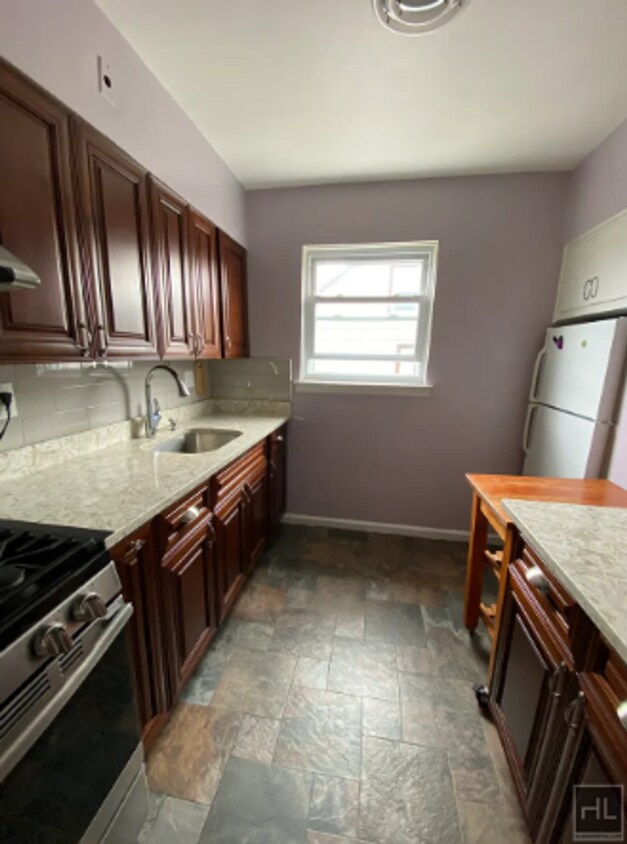 Foto principal - 158 STREET