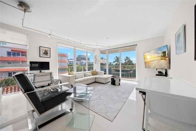 Building Photo - 200 Ocean Dr