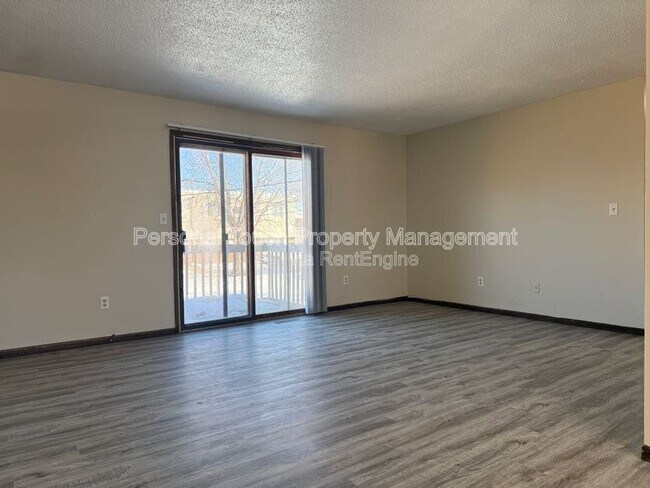 Foto del edificio - 407 5th St E