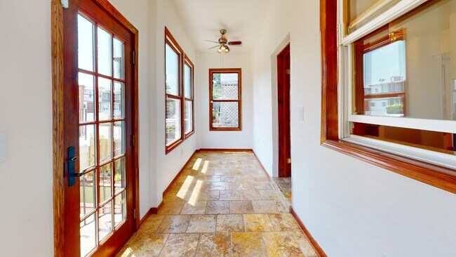Foto del edificio - 1814 Park Rd NW