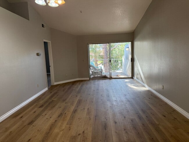 Foto del edificio - Jess Ranch- Brookhollow Condo, 55+ Communi...