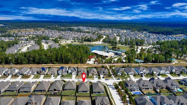 Foto del edificio - 17770 Misty Brk Ln