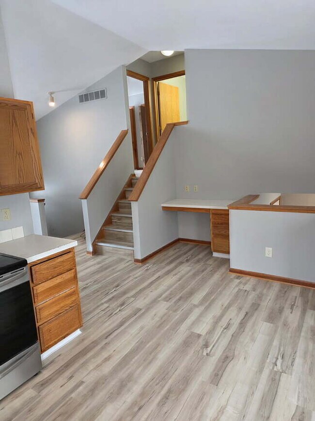 Foto del edificio - 3745 Jill Ave