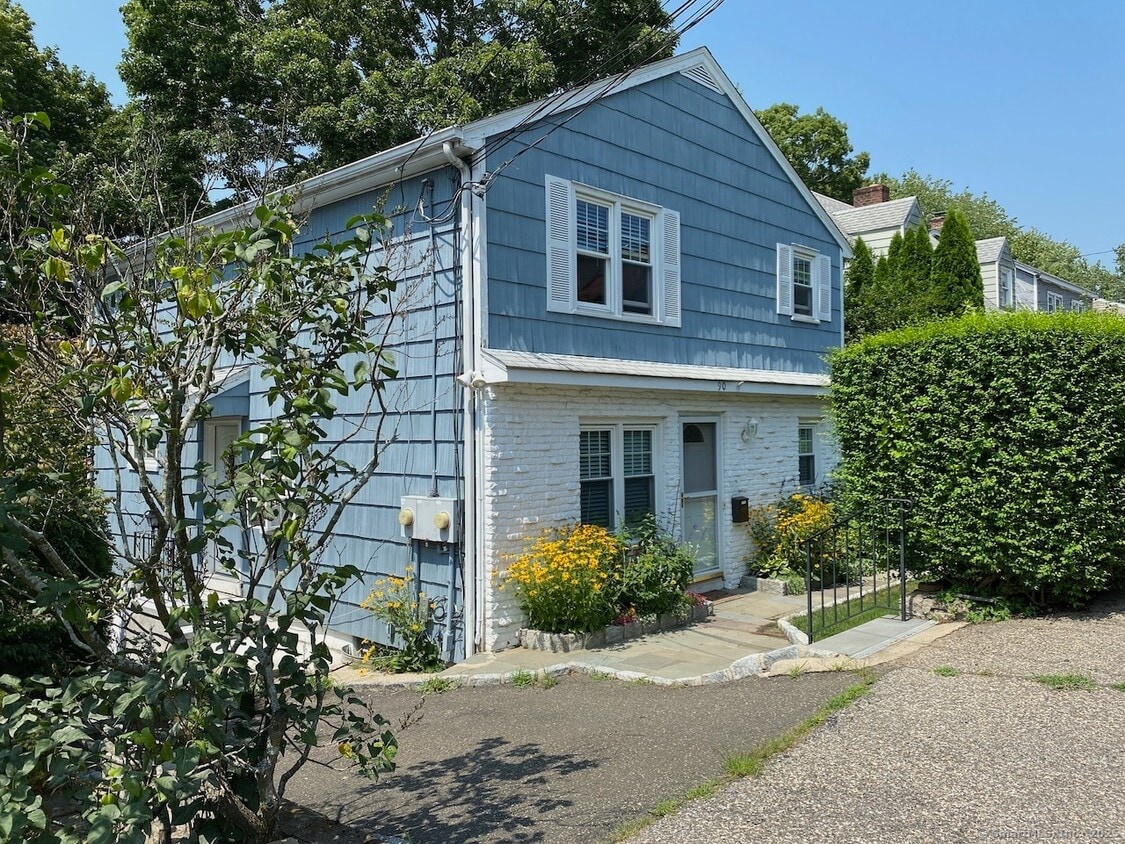 Primary Photo - 90 Highview Ave