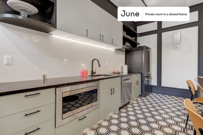 Foto del edificio - Brand Private ROOM in Williamsburg