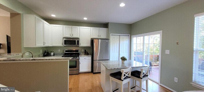 Building Photo - 9332 China Grove Ct