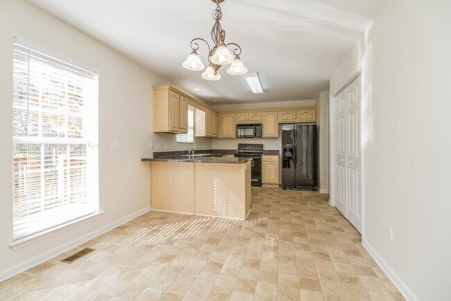 Foto del edificio - 5525 Craftwood Dr