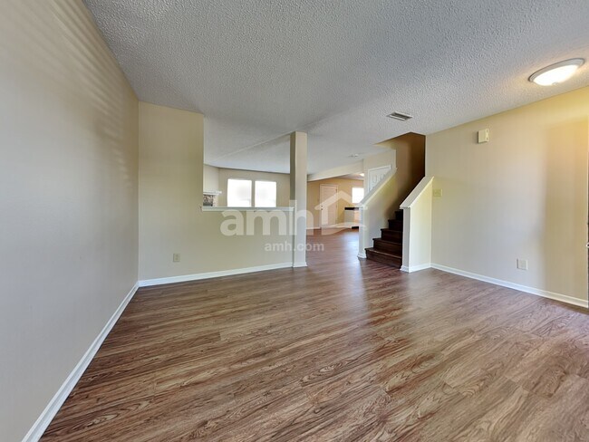 Building Photo - 9437 W Stargazer Drive