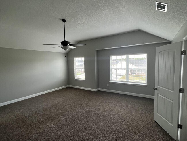 Building Photo - 265 Rutledge Dr