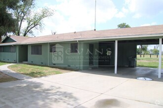 Building Photo - 1817 N Cain St