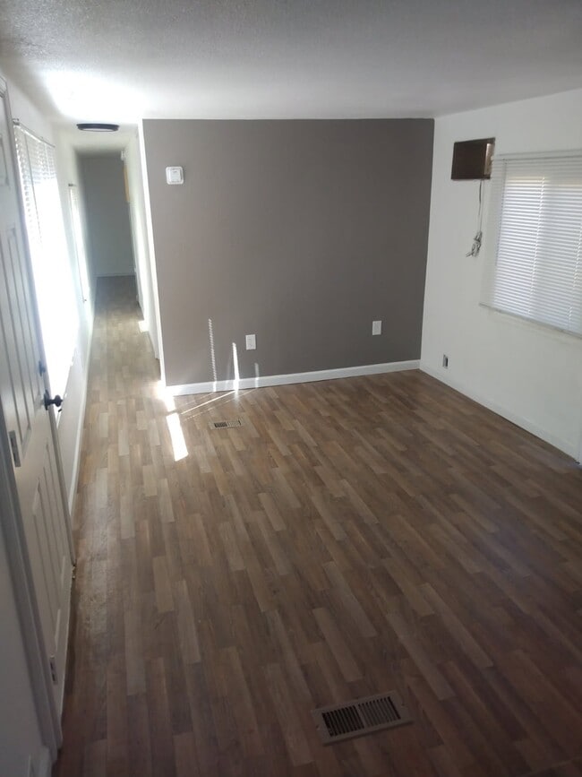 Building Photo - 15770 E Colfax Ave