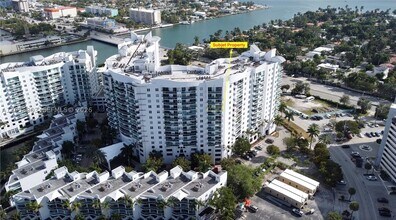 Building Photo - 7900 Harbor Island Dr