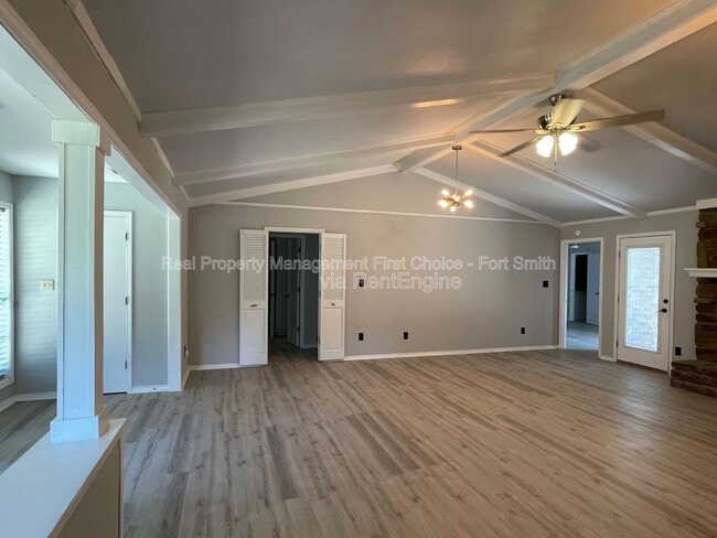 Building Photo - 8801 Meandering Way